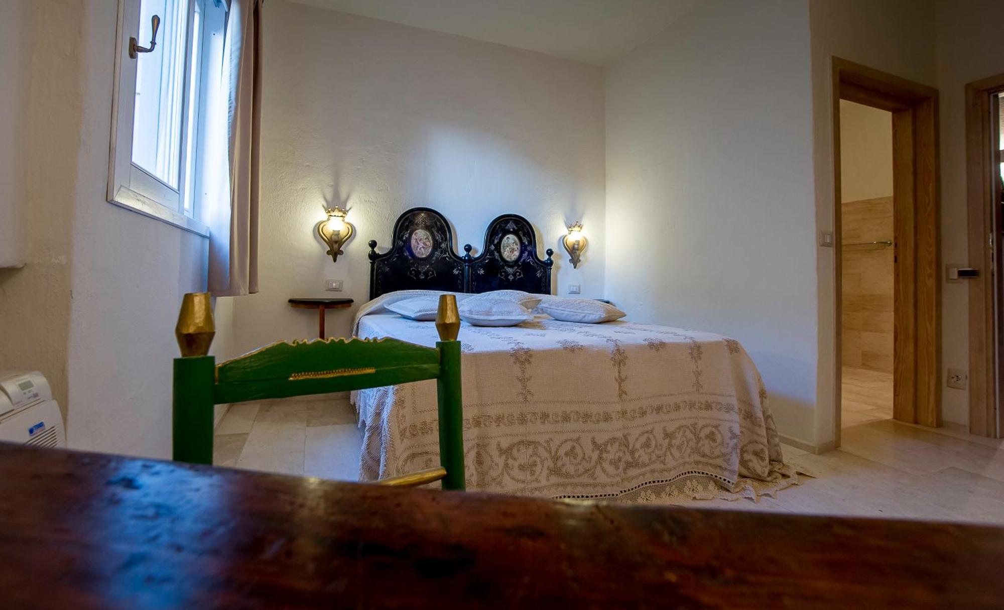 Antica Dimora La Corona San Pantaleo Buitenkant foto